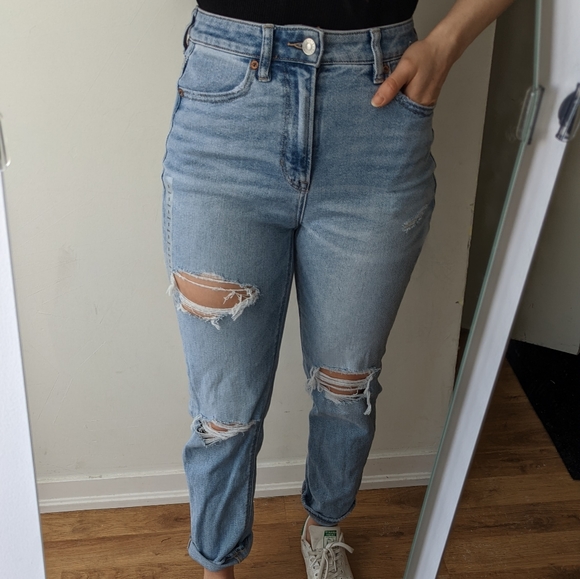 BNWT American eagle mom jeans - Picture 4 of 5